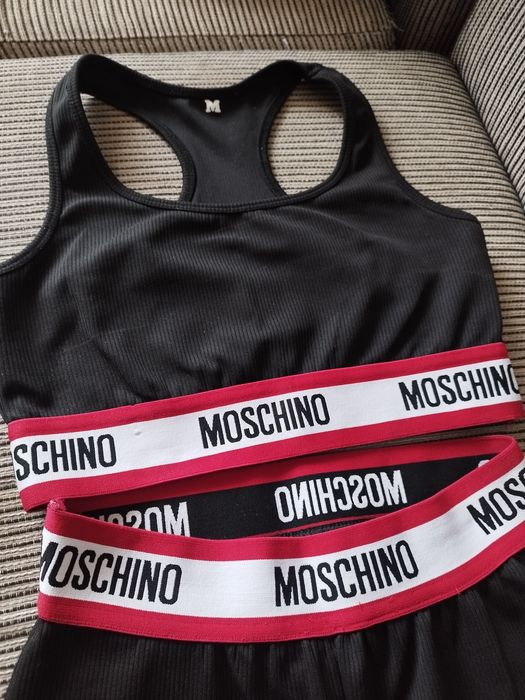 Спиртен сет Moschino