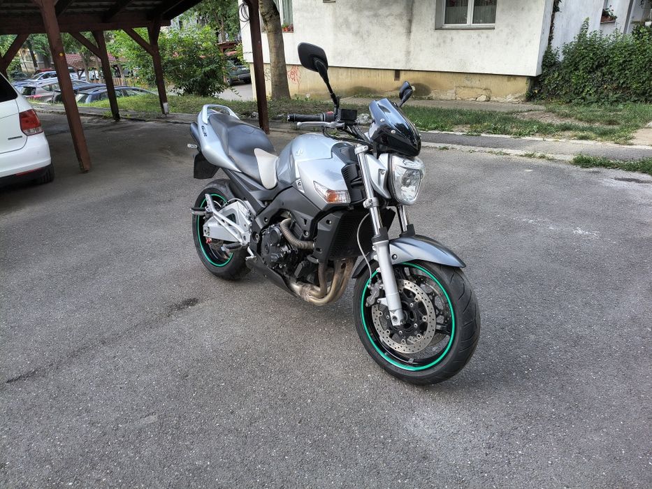 Suzuki GSR 600 din 2010 impecabil