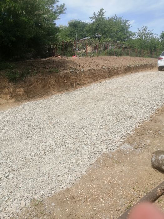 De vânzare lot casa de 664 mp în Hemeiusi