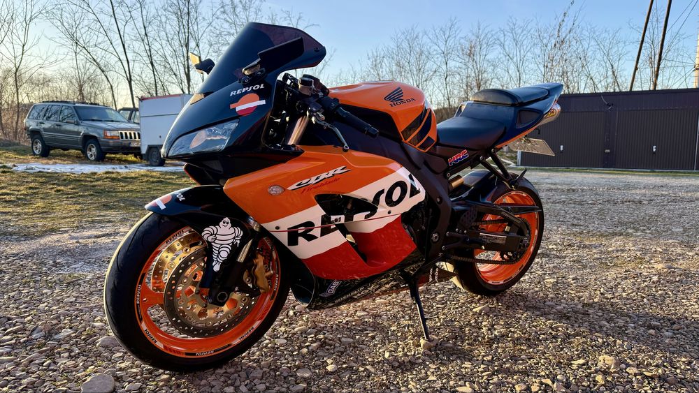 Honda CBR 1000 RR sc57