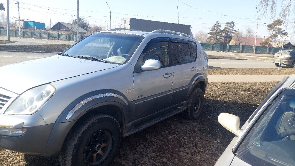 Ssangyong rexton  продам