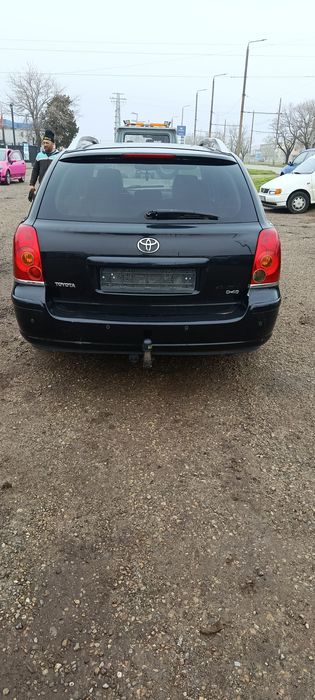 Тойота Avensis 2.2D На части!!!