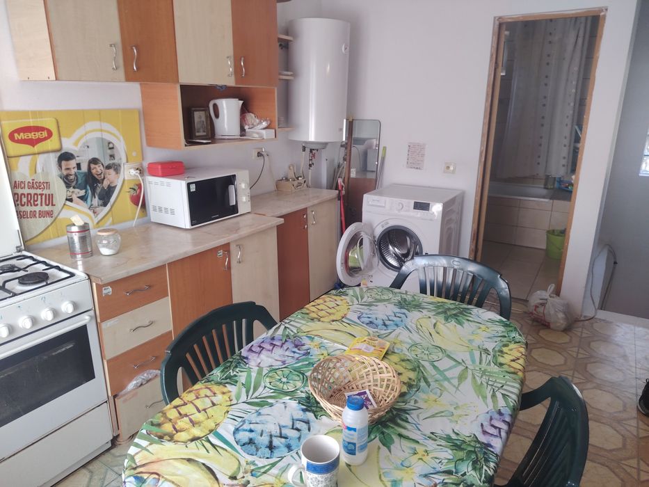 Eroii Revoluției camera vila fara proprietar, mobilată complet,curata,eleganta, pt.o pers