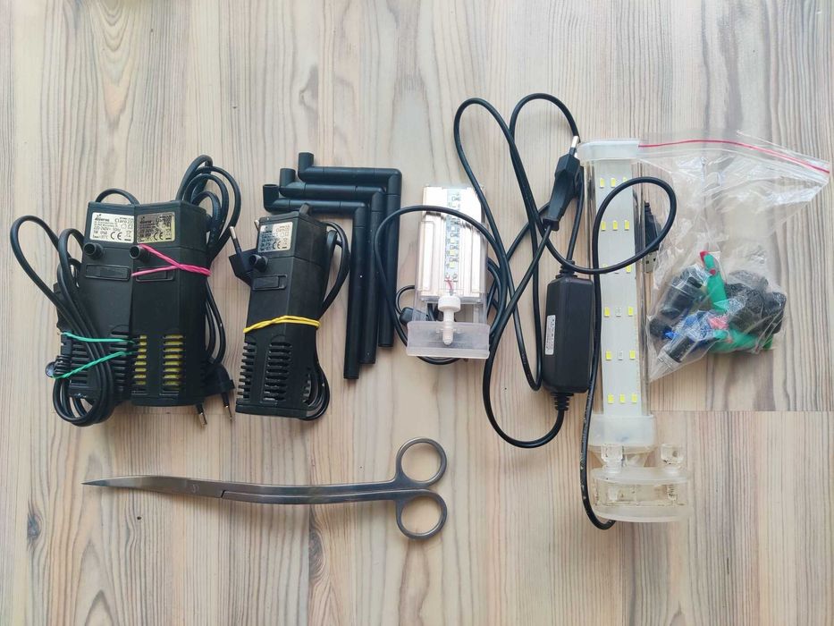 Accesorii acvarii (foarfeca aquascaping, filtre, lampi)
