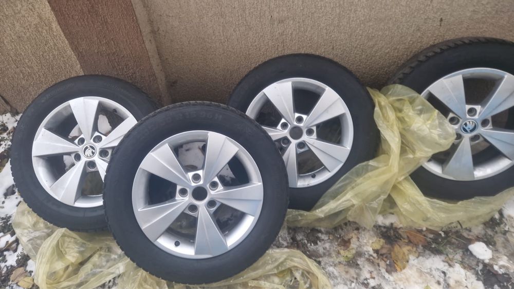 Vand jante cu anvelope de iarna Skoda / 5x112