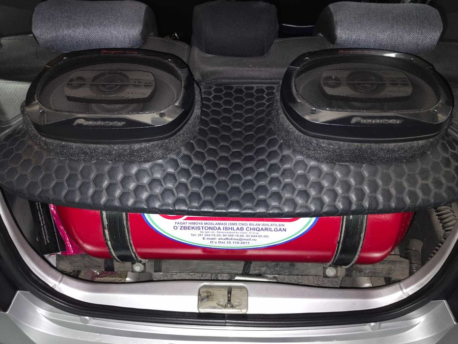 Spark 2012 prabeg 340min srochna sotiladi 4900