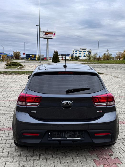 Vand sau schimb Kia Rio 1.0 T-GDI 100 GT Line