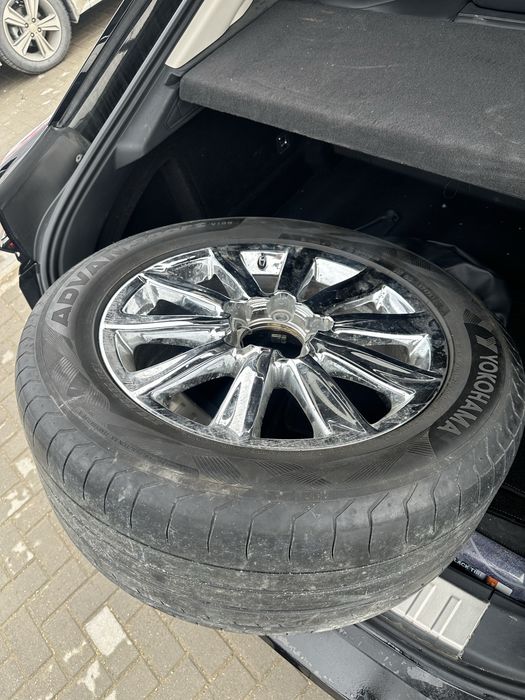 285/50/R20 шина с диском YOKOHAMA