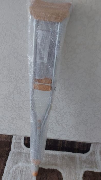 Продам новые костыли