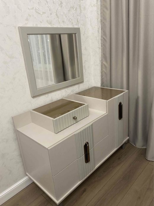 Спальный гарнитур Симона