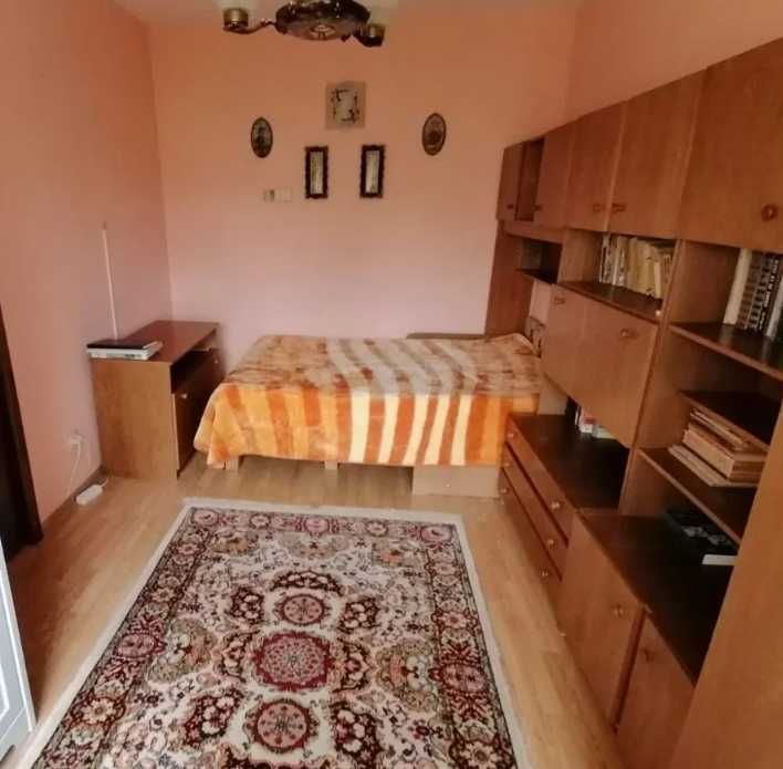 Дава се под наем Двустаен апартамент в Пловдив, Гагарин - 65 кв.м за 244.8 € - Снимка #1