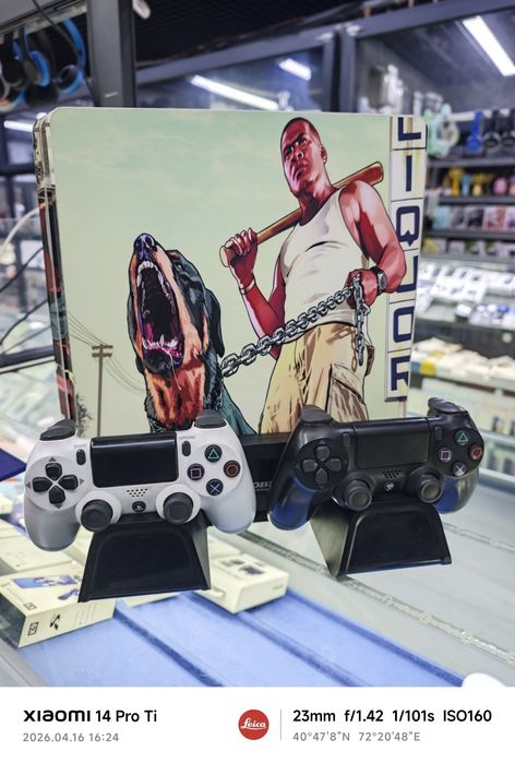 Playstation 4 slim 1tb sotiladi