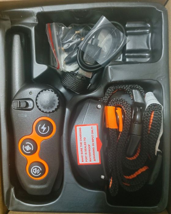 Электронный ошейник для коррекции поведения и дрессировки собаки.