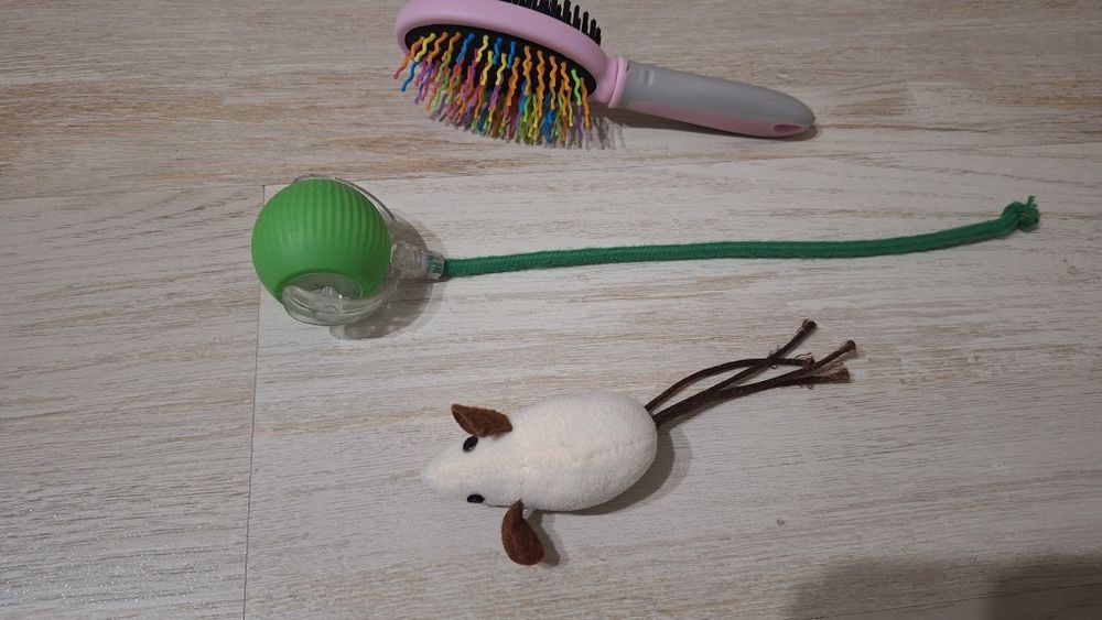 Самозадвижваща се интерактивна играчка, играчка мишка и четка за котка