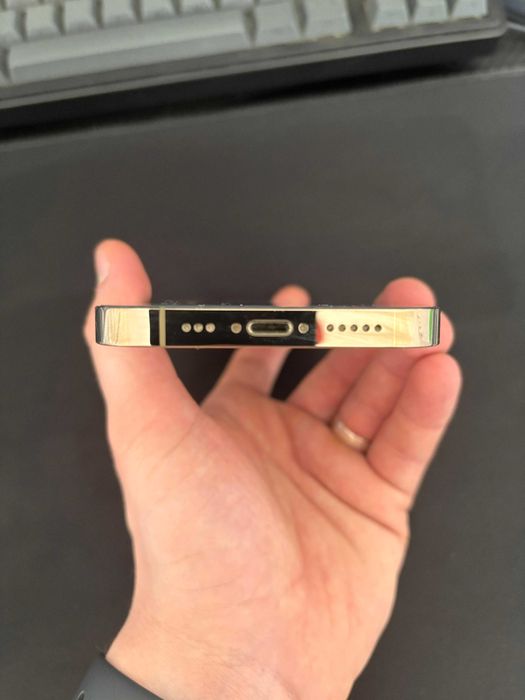 iPhone 14 Pro б/у в отличном состоянии