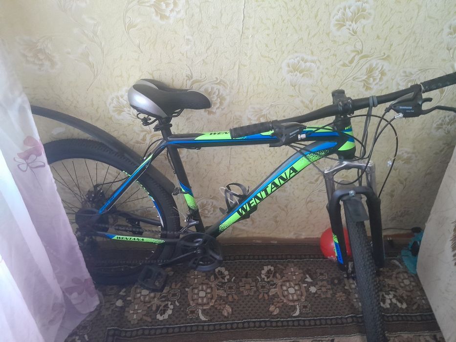 Продам велосипед срочно.