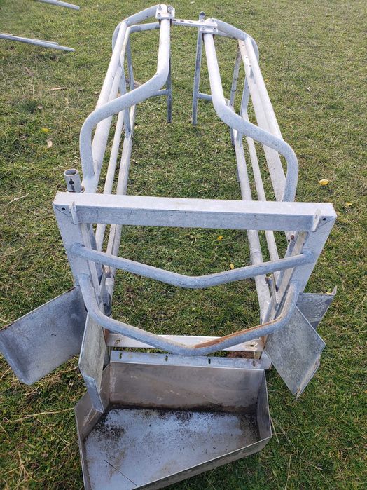 Boxe fătare scroafe