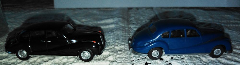 Vand machete autoturisme BMW modele vechi, scara 1:87, Wiking, Herpa