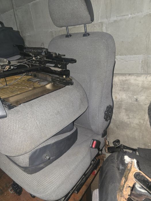 Продам поджеро на запчастям