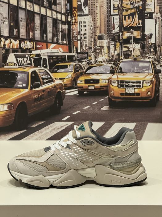 New Balance 9060 Bage