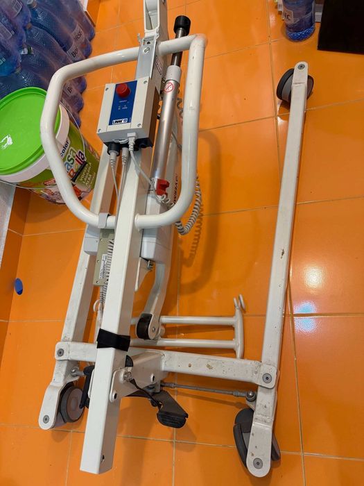 Elevator persoane cu handicap