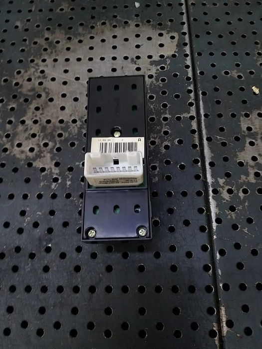Bloc butoane geamuri electrice kia ceed 1 935701h120