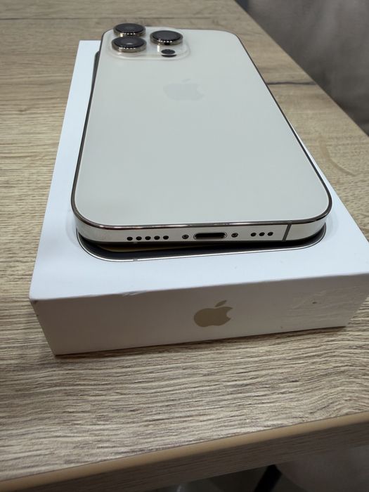iPhone 14 Pro Gold 128 GB - 5G | Impecabil
