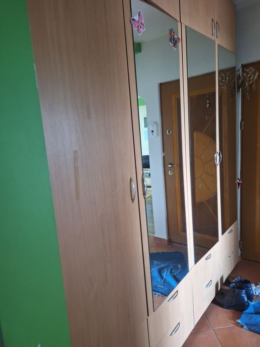 Vând mobilier dresing