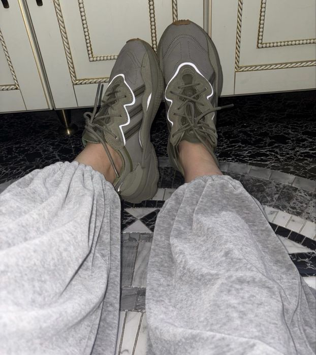 Adidas Ozweego хаки, оригинал, размер 42