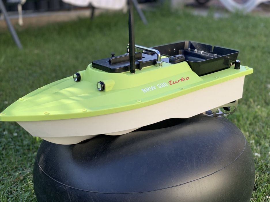 Продам карповый прикормочный корабль