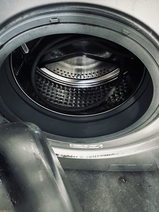 стиралка автомат LG на 6кг