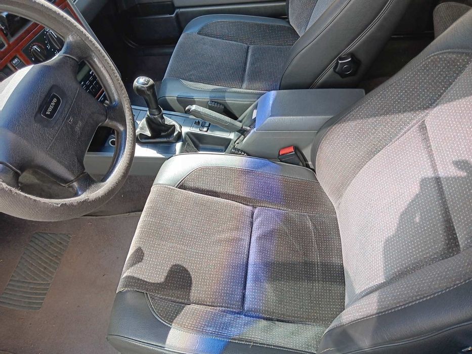 Лека кола Volvo 850