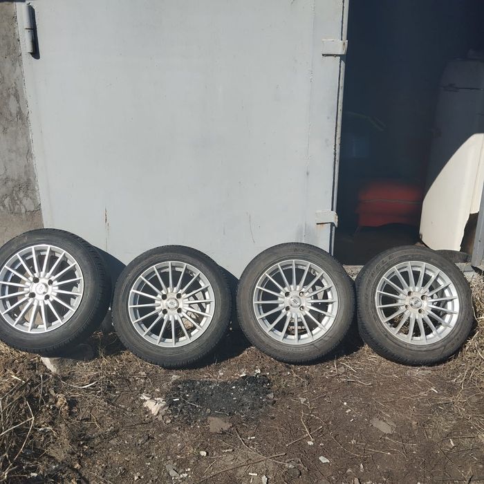 Диски с летними шинами.