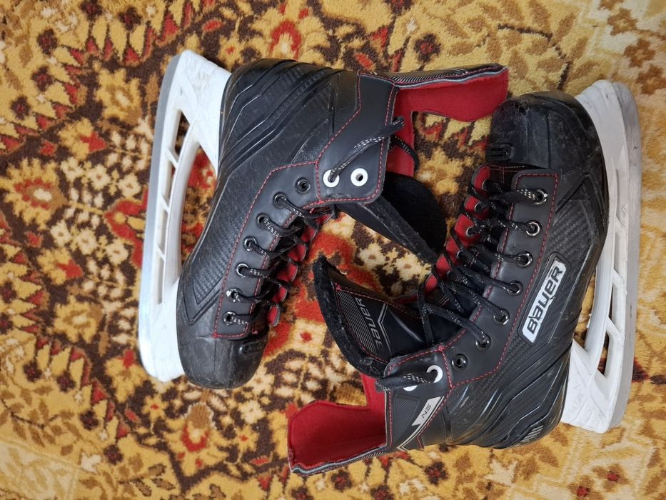 Коньки и кроссовки