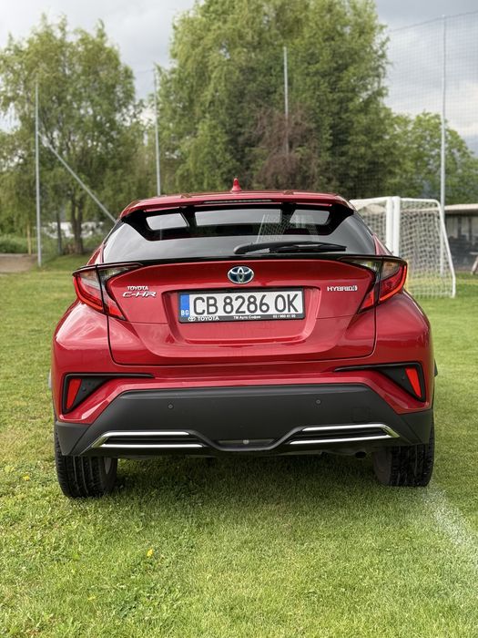 Toyota CH-R 2.0 Hybrid