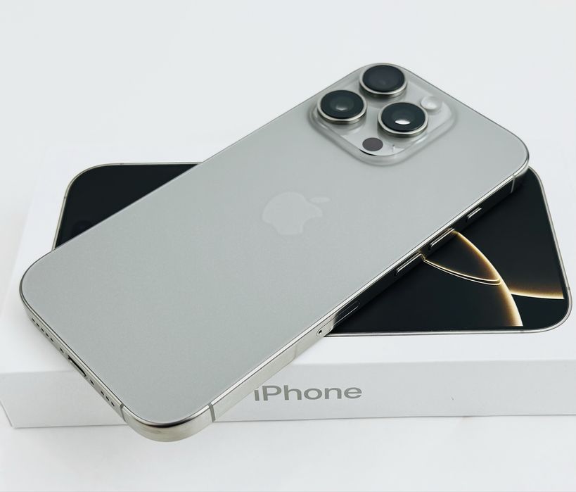 КАТО НОВ! Apple iPhone 16 Pro Max 256GB Natural Titanium Гаранция!
