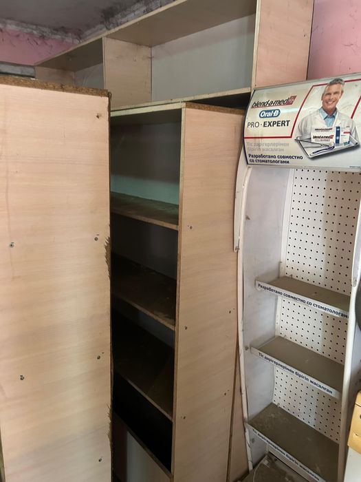 Срочно сатылады ветрина , келіп көріңіз