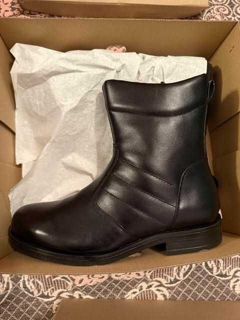 Продавам Нови топли боти от естествена кожа, номер 42,43,44