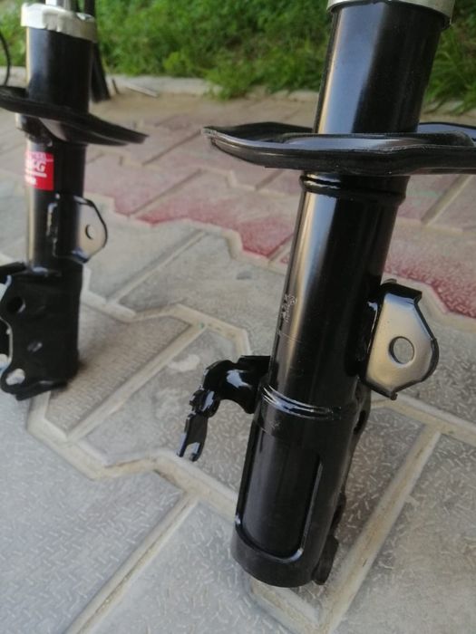 Стойки  Toyota corolla