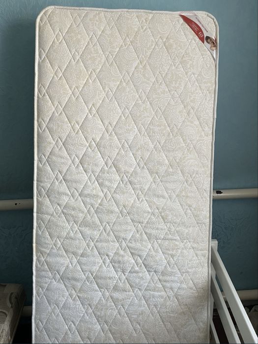 Ортопедический матрас.