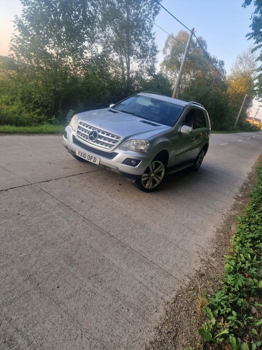 Mercedes  benz ML350