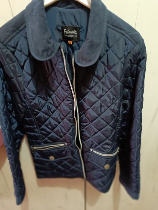 Продам детские вещи.