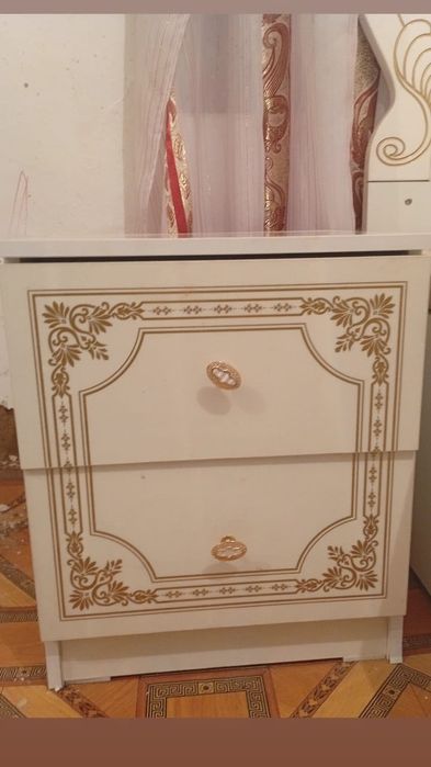 Спальный гарнитур сатылады