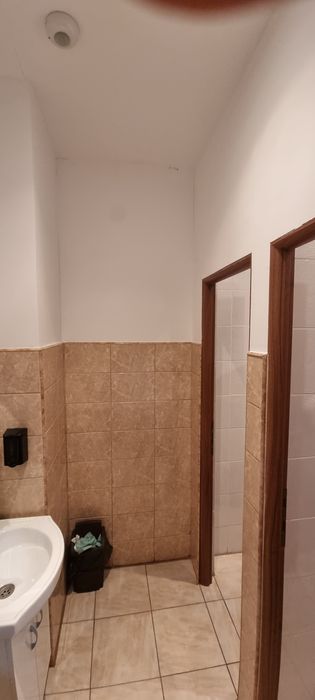 Închiriez spațiu comercial Strada Rozelor Mangalia