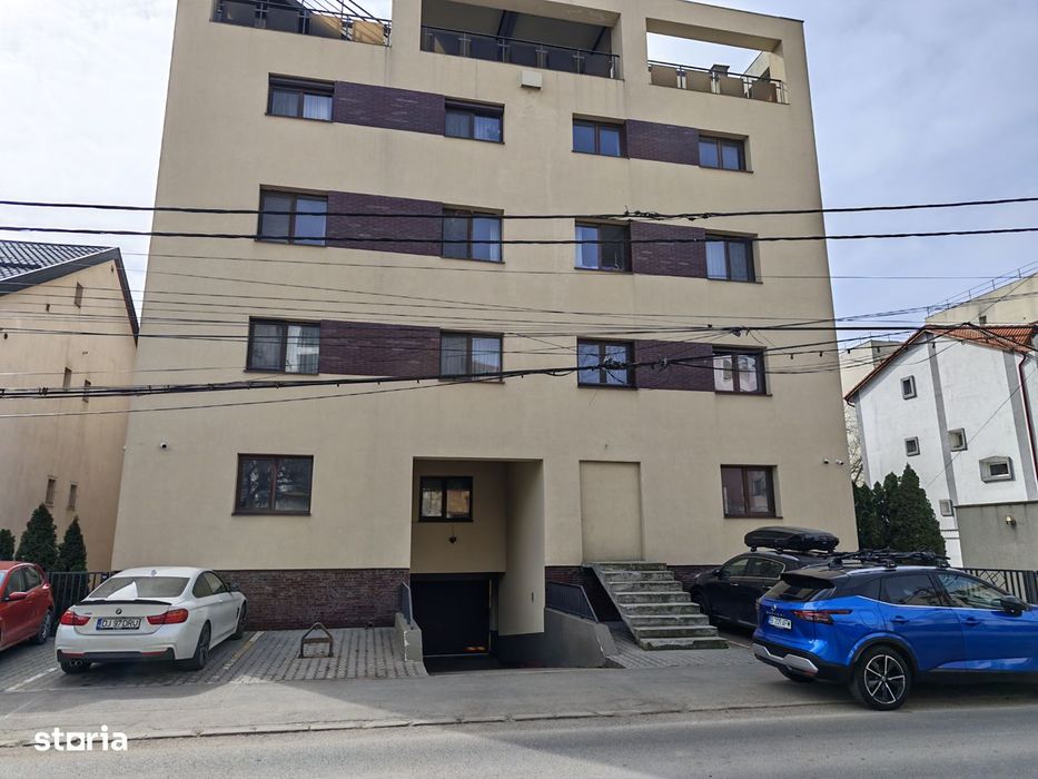 Spatiu comercial/birouri open space zona in plina dezvoltare