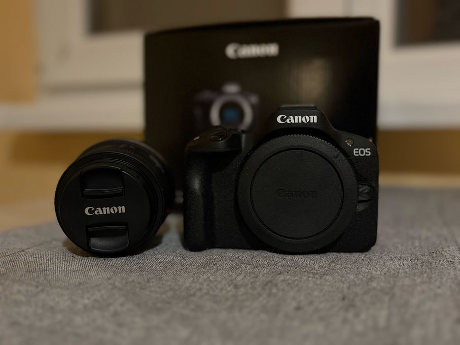 Canon EOS R50 - фотоапарат като нов