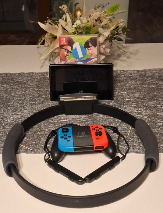 Pachet Nintendo Switch + Ring Fit + Joc 1-2-Switch + 1 Controller Perfect functional