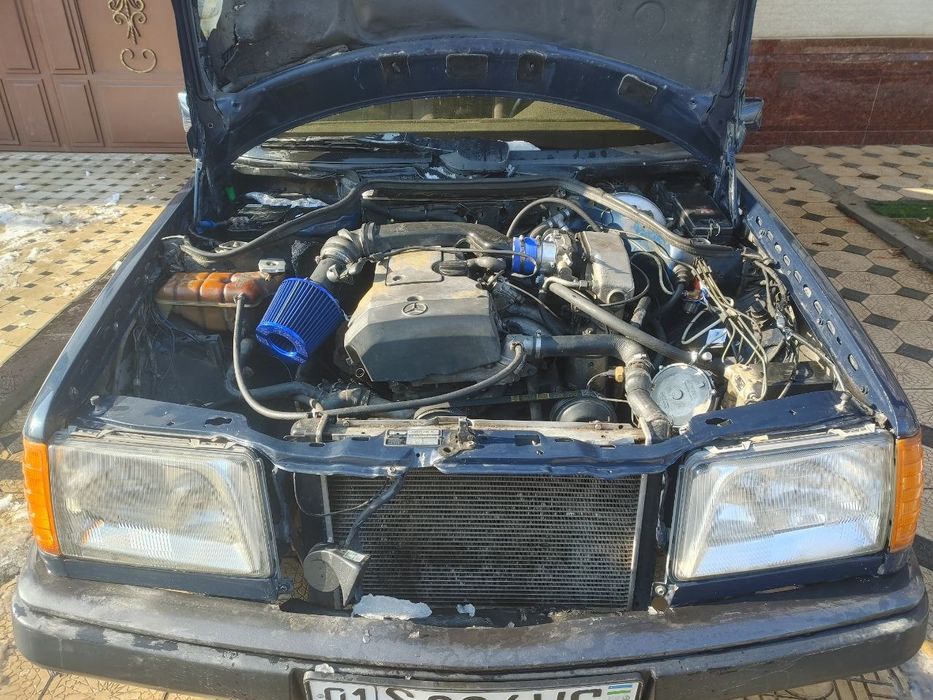 Mersedes w124 sotiladi