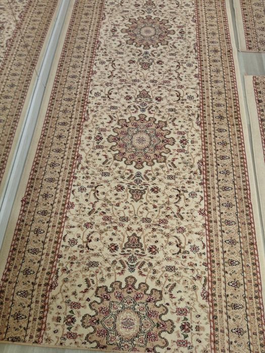 Продам дорожки ковровые плотные