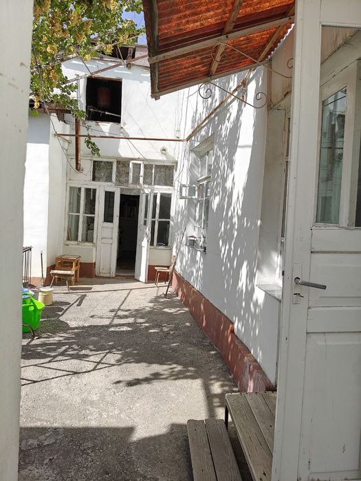 Продаётся дом в центре